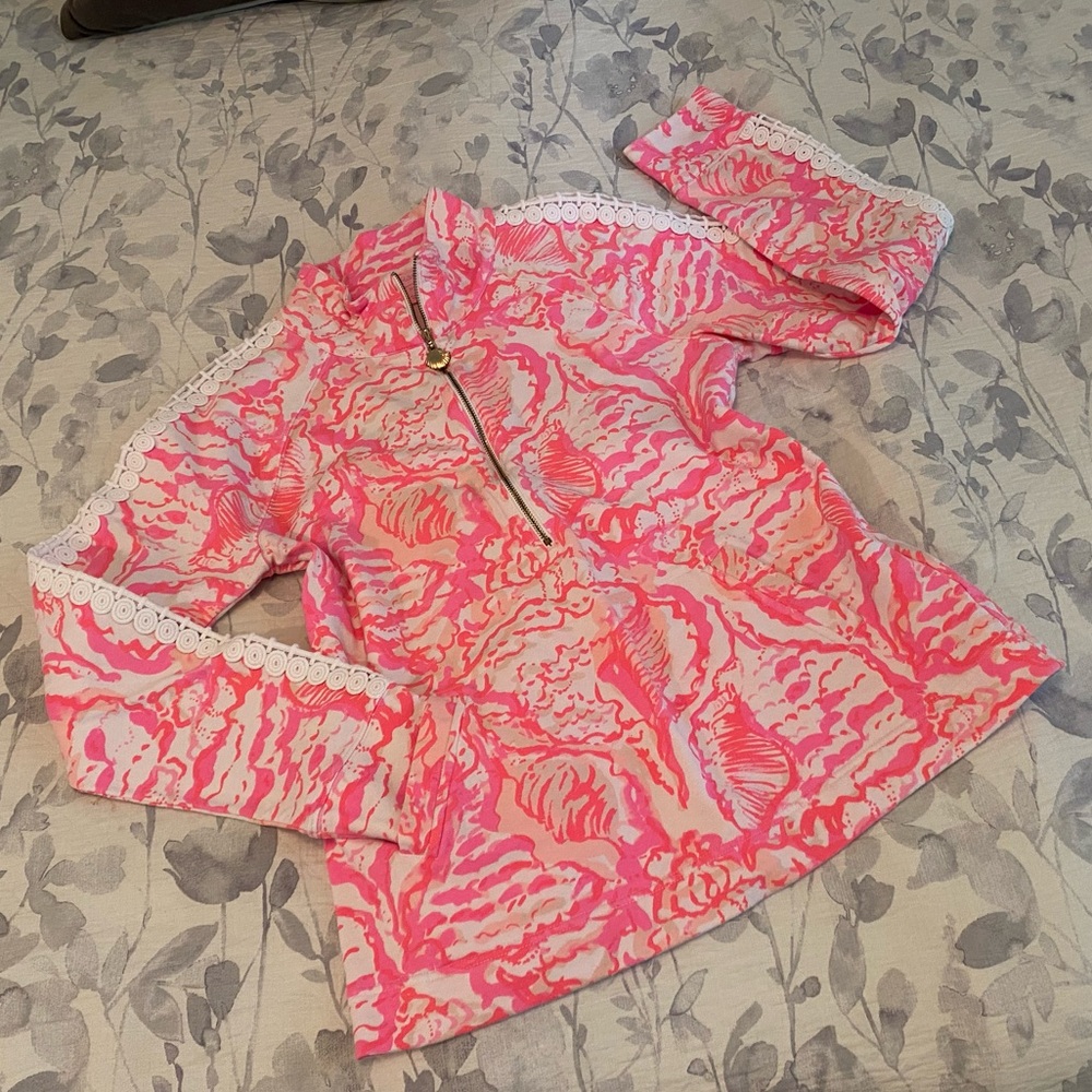 Lilly Pulitzer Pink and Coral Shell-Print Pullover M